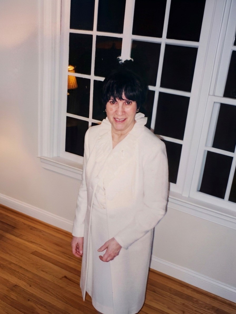 Obituary of Ixia Esperanza Silverstein