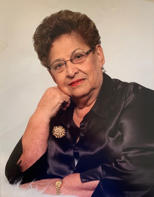 Obituary of Consuelo Q Anguiano