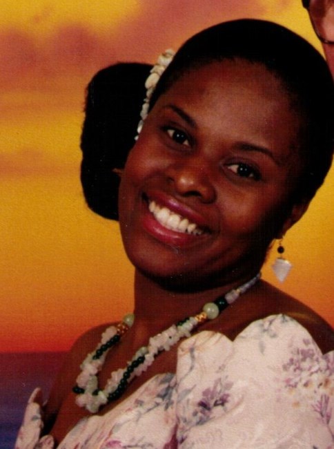 Obituary of Yvonne Leonora Mercer