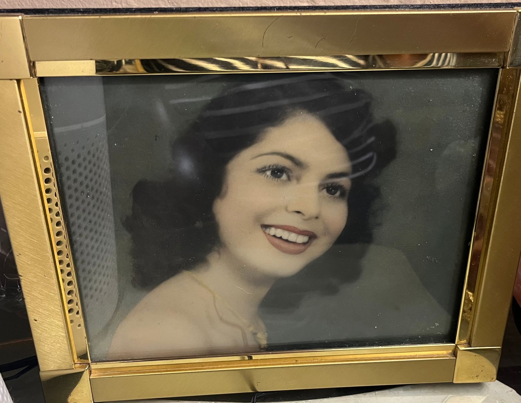 Obituary of Eva Farys