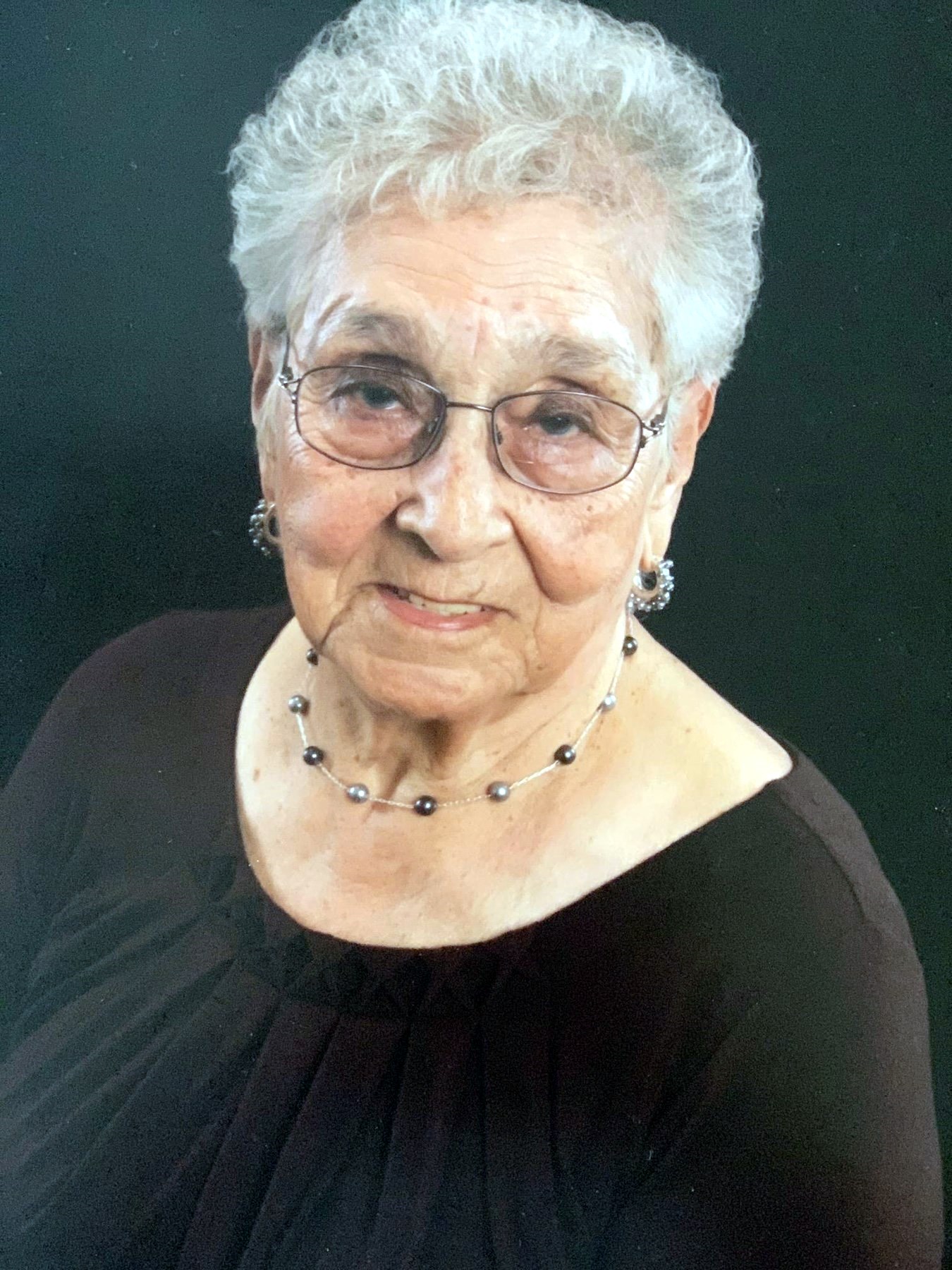 LEANDRA PEREZ Obituary Bakersfield, CA