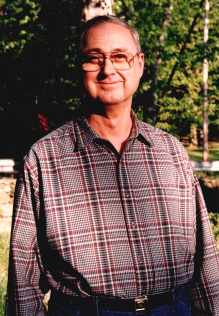 Obituary of Russell Mack Hartz