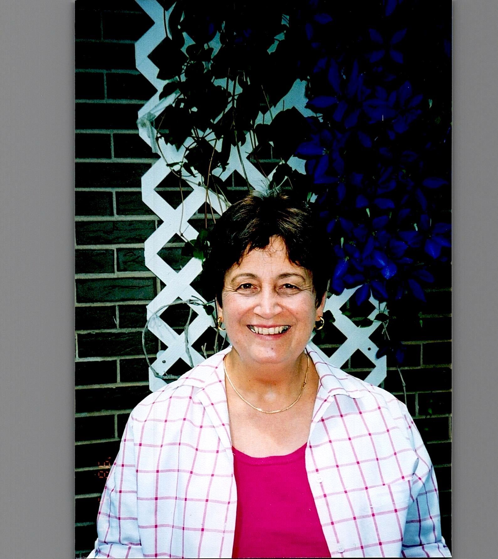 Obituary of Carmen Waltraud Evans