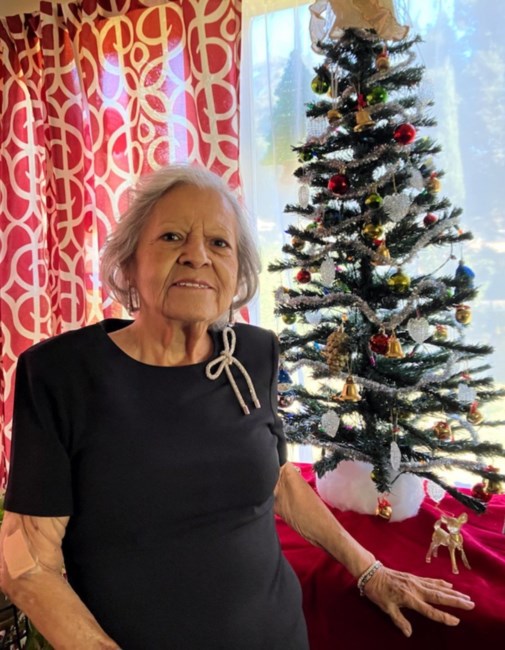 Obituary of Carmen Mata Flores Ponce Franco