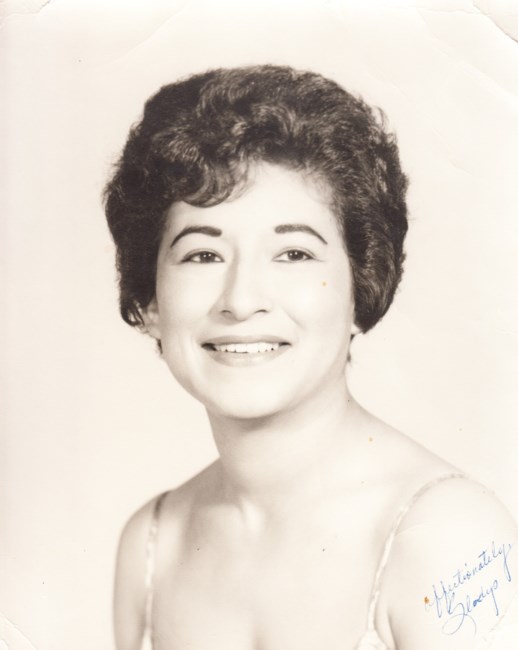 Obituary of Consuelo S. Andrews