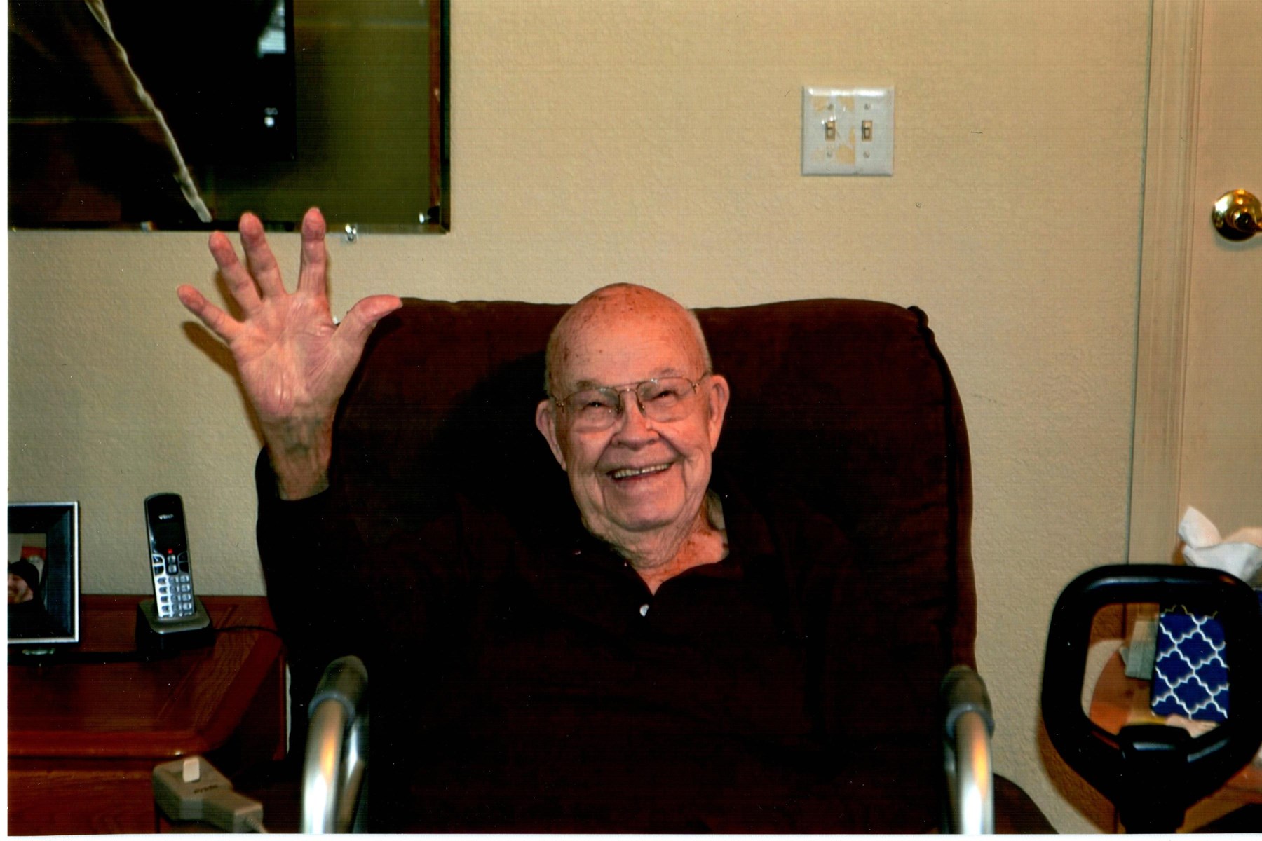 Obituary of Donald Julius Hansen