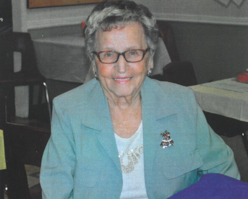 Obituary of Helen Adams