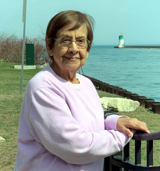 Obituario de Esperanza Gonzales