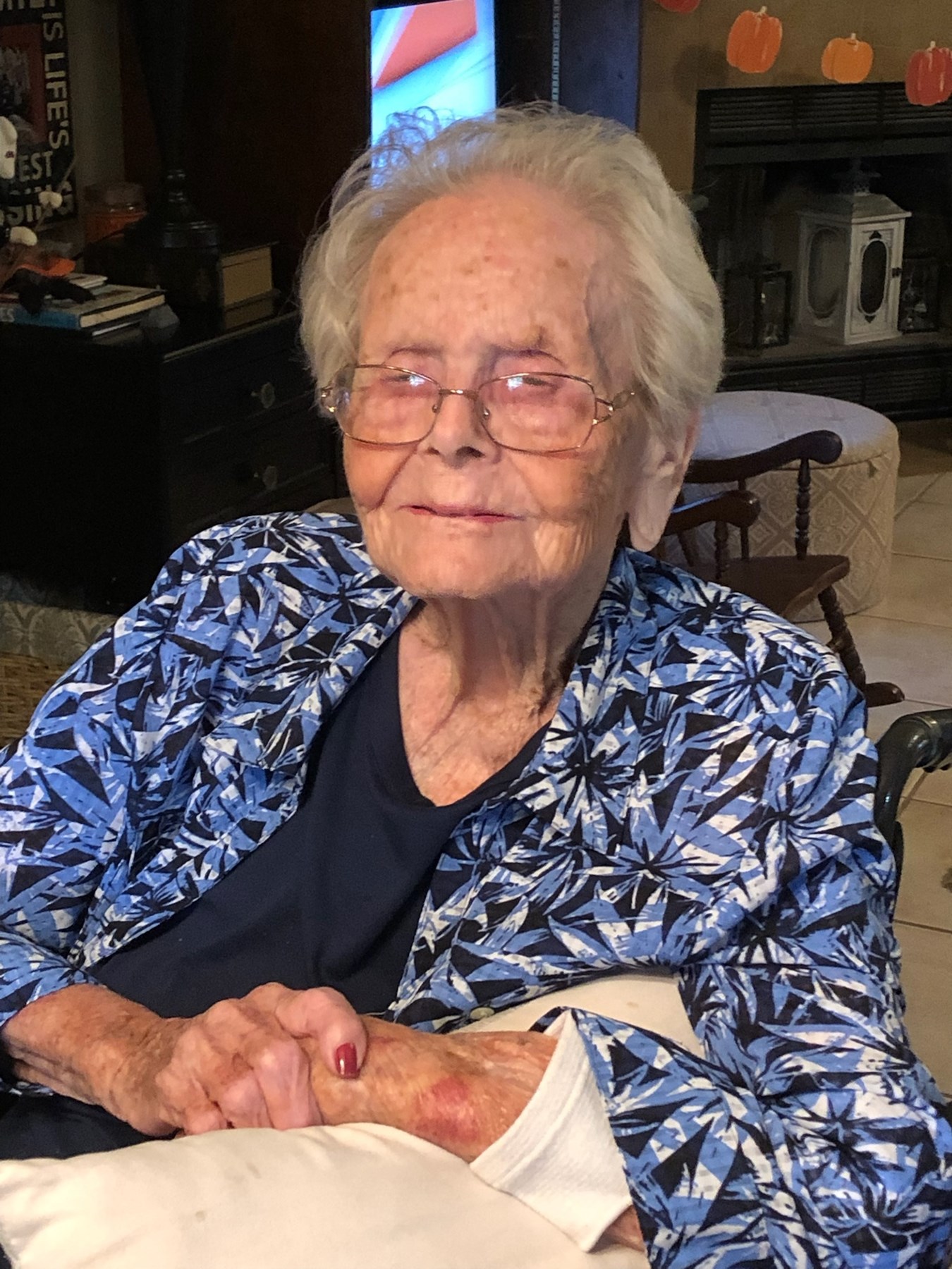 Obituary of Evelyn C Hohmann