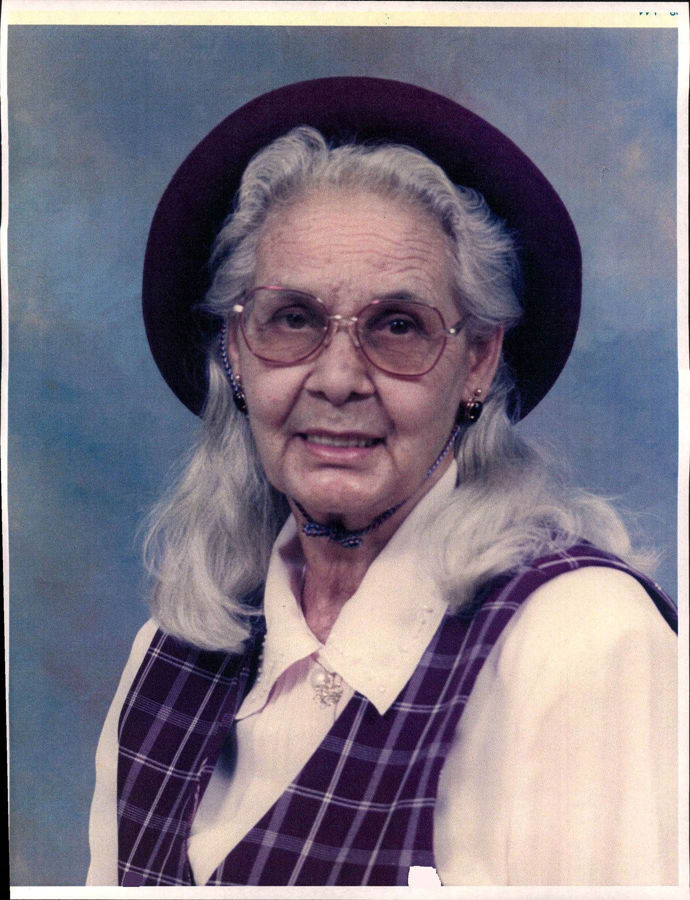 Obituary of Grecia E. Montilla