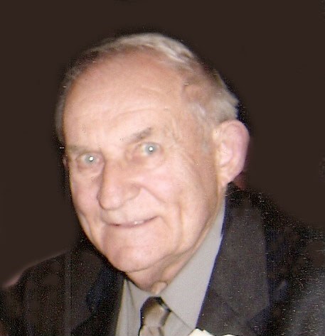 Obituary of Robert "Gilly" J. Gielniak