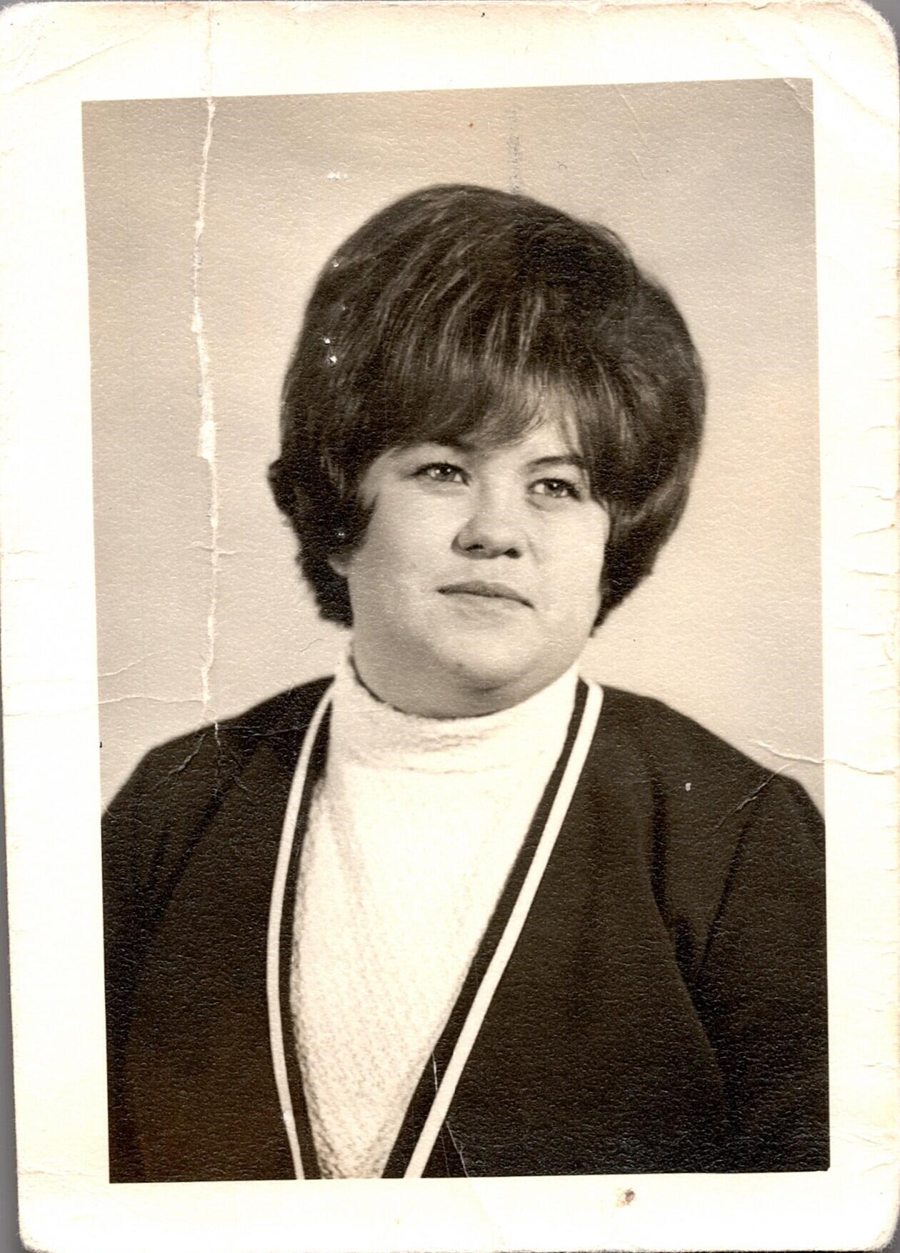 Obituario de Peggy Samples Davis