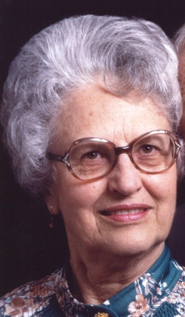 Obituary of Evalyn L Hartzog