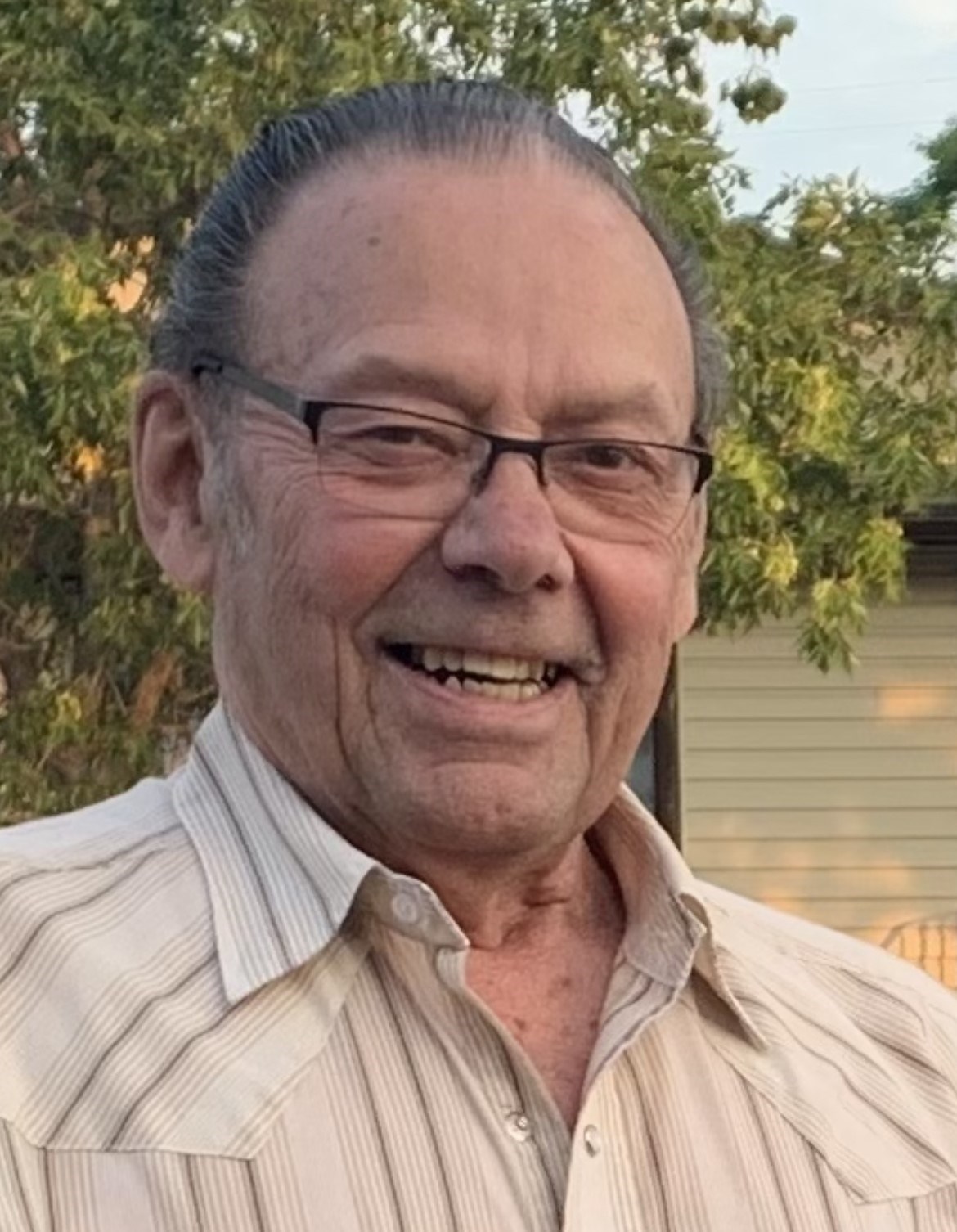 Obituario de Lorne Douglas Wailing