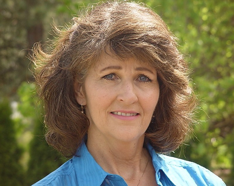 Obituario de Suzanne March