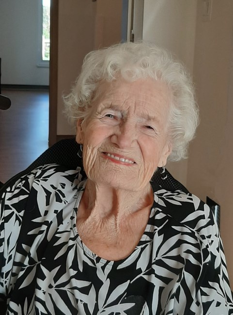 Obituary of Rose Cecilia (Mair) Vivian