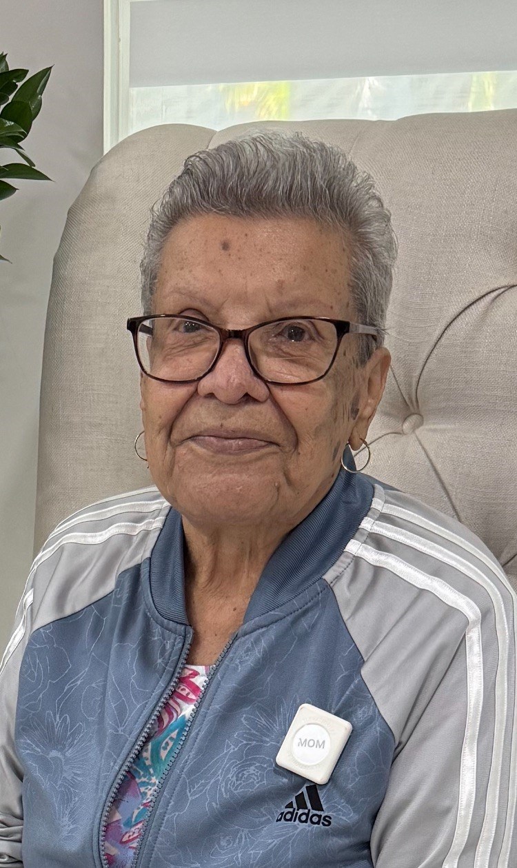 Obituary of Maximina Cordova