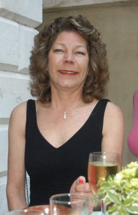 Obituary of Roxanne Evelyn Hoover