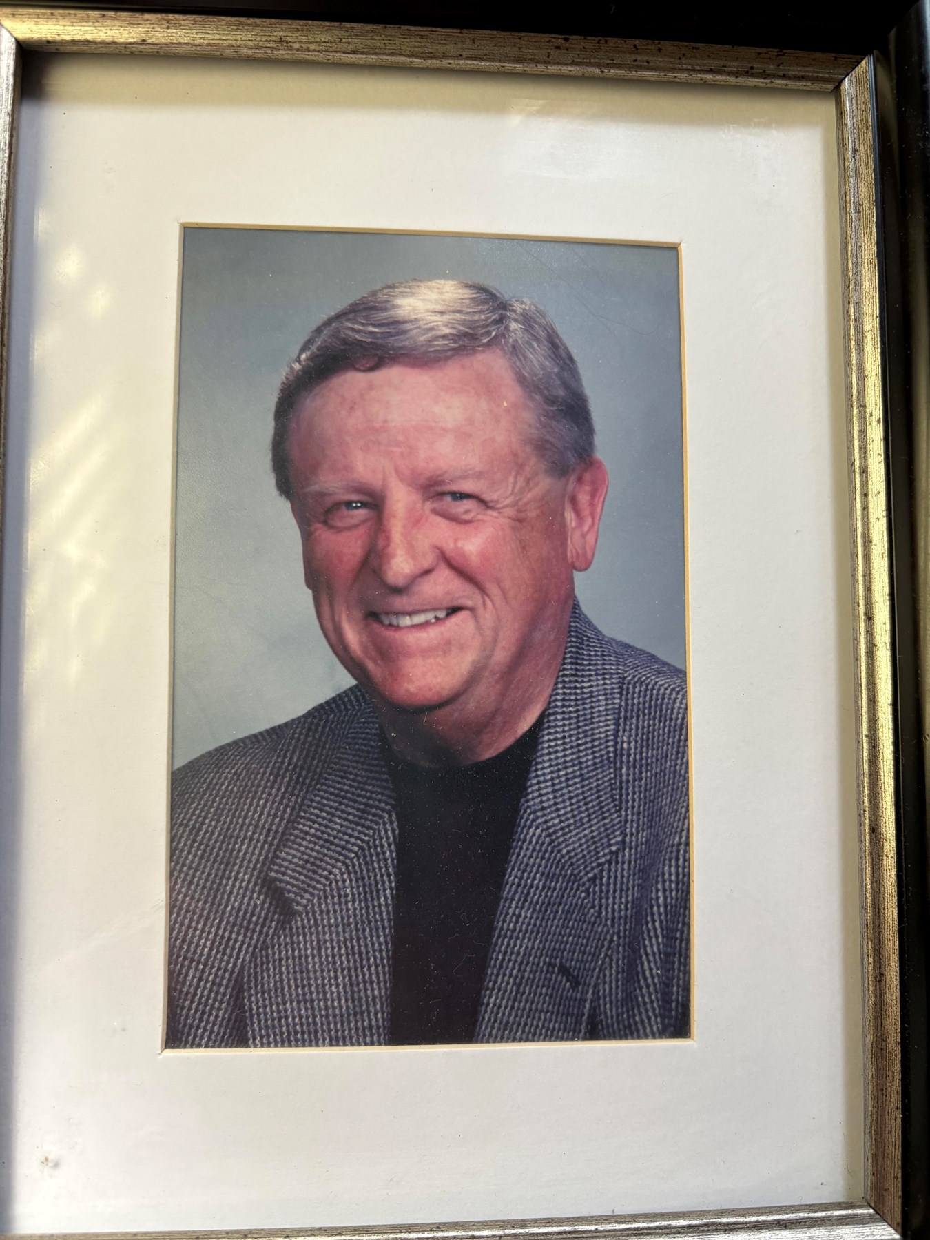 Obituary of Leonard Louis McConnell