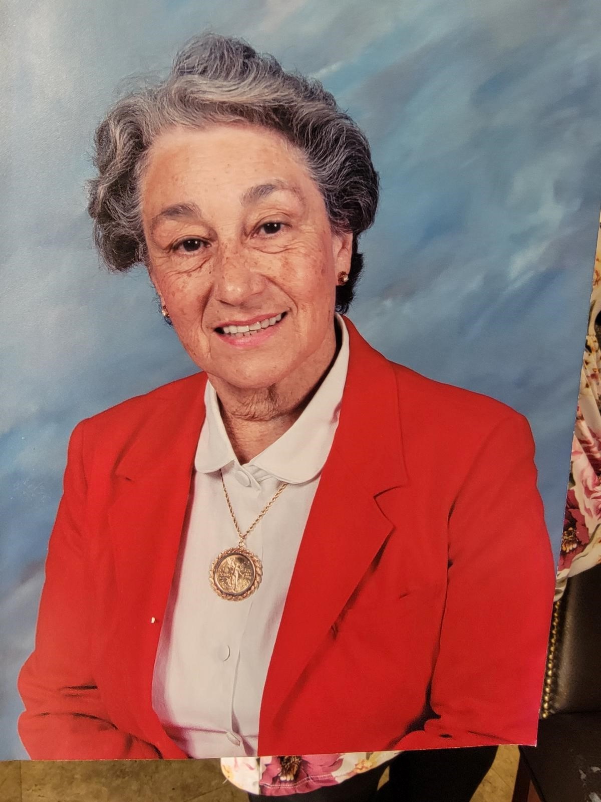 Obituary of Amparo T Monje