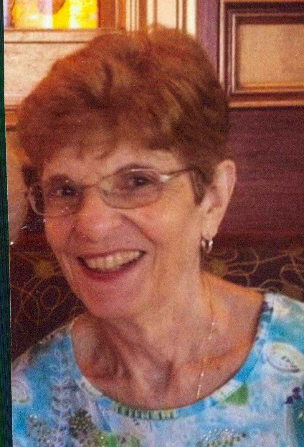 Obituary of Theresa Larsen