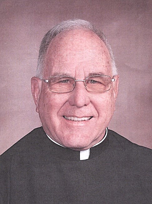 Obituario de Rev. Msgr. Robert T. McDermott "Fr. Bob"