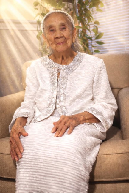 Obituary of Zenaida Gonzaga
