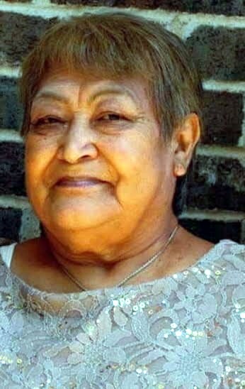 Obituary of Petra Vigil Fuentes