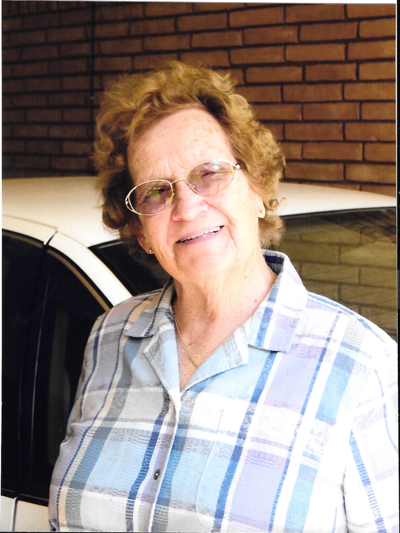 Obituary of Agnes Motloch