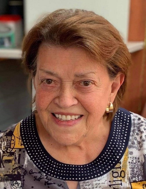 Obituary of Mme  Hélène-Gisèle Thibeault