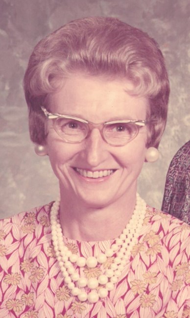 Obituario de Doris Evelyn Adams