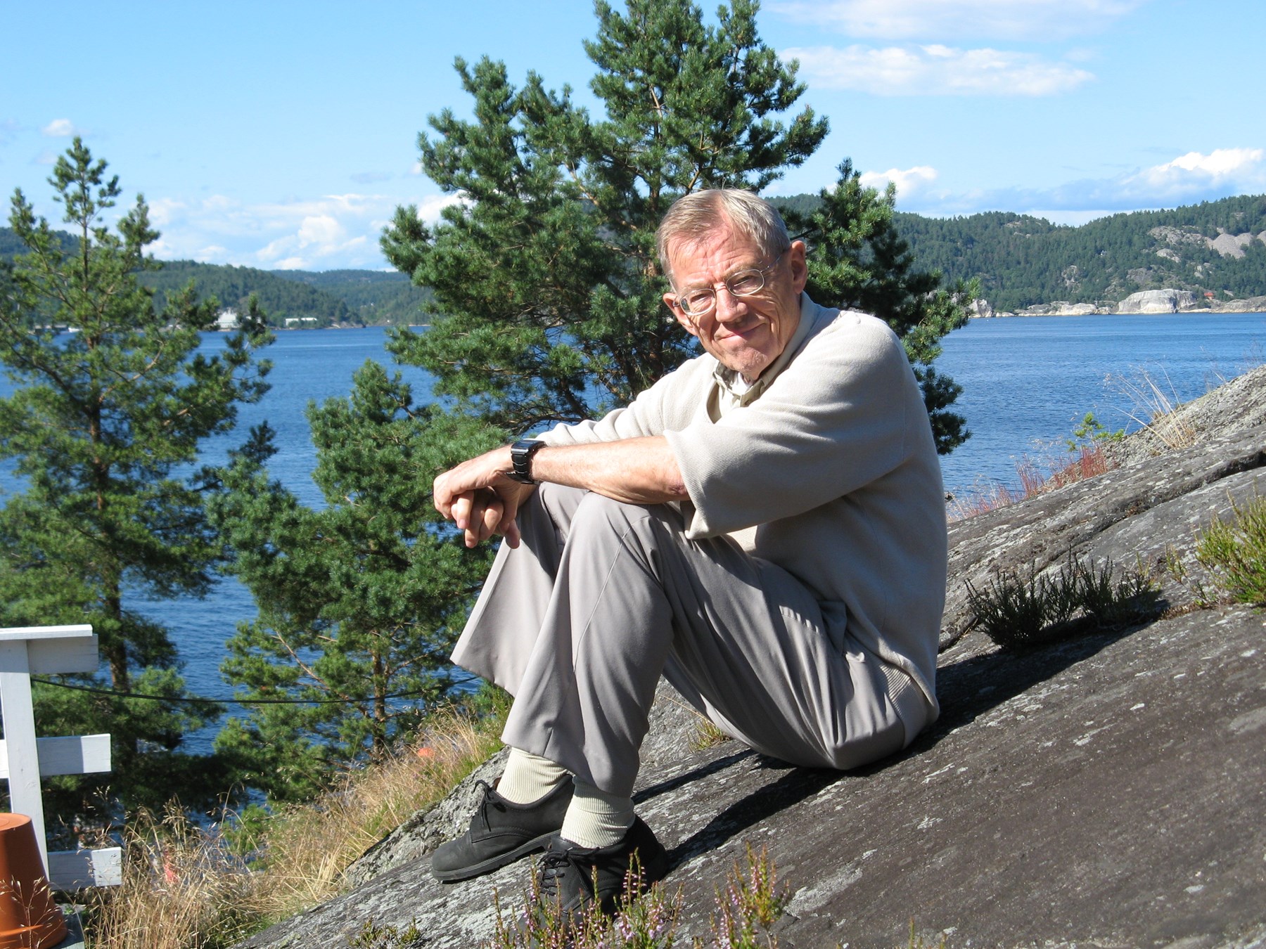 Obituary of John Wilhelm Armstrong