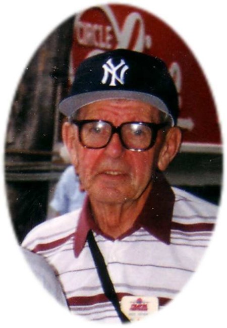 Obituary of Bruce Munro Hoffman