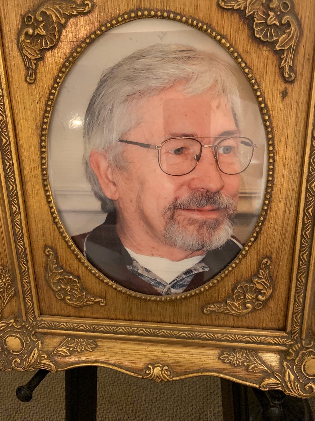 Obituary of Robert Clark McLaughlin