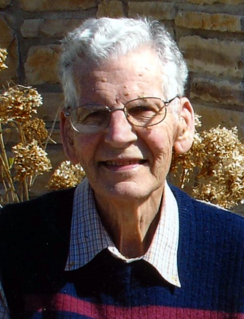 Obituario de Morris L. Lindstrom