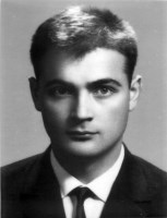 Obituary of Dan V Rainer