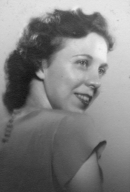 Obituary of Roselle M Girard