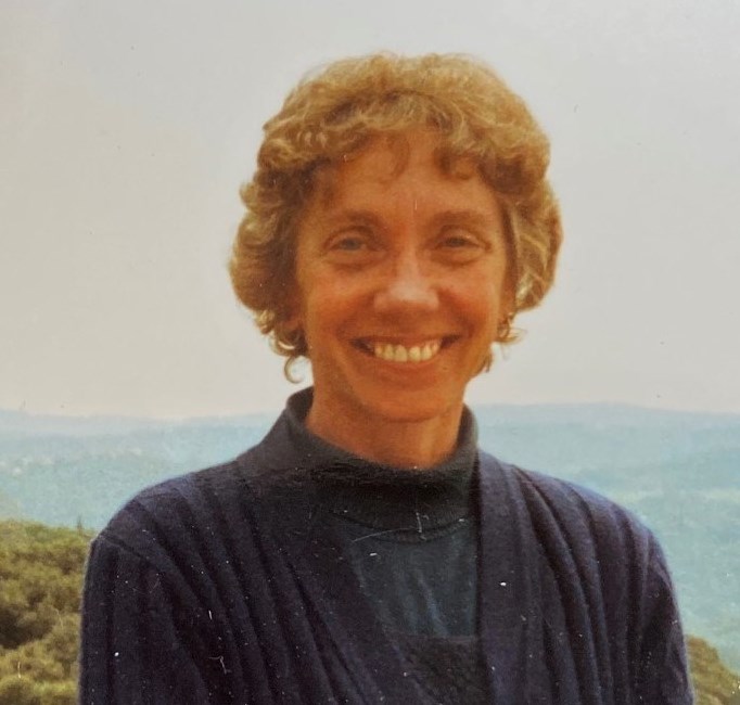 Obituary of Joan Elizabeth (Wiener) Strauss