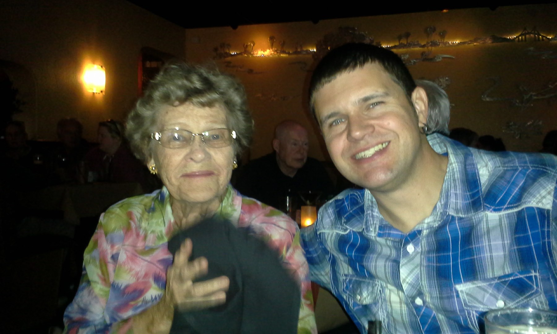 Obituario de Shirley Lou Brown