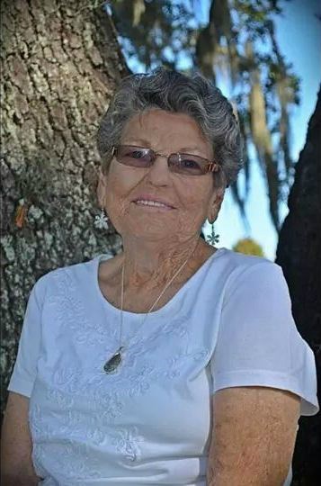 Obituary of Linda Bell Coffie