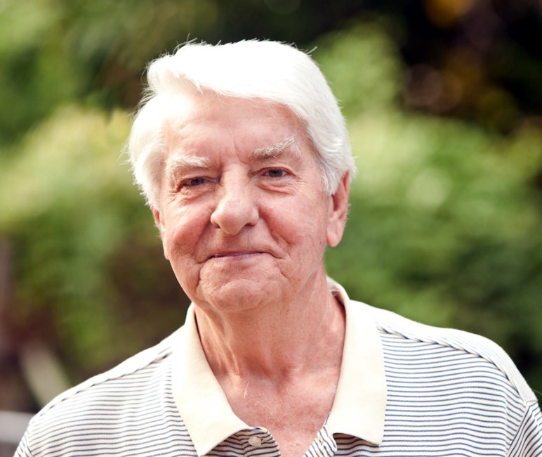 Obituary of Raymond Gregory Weaver