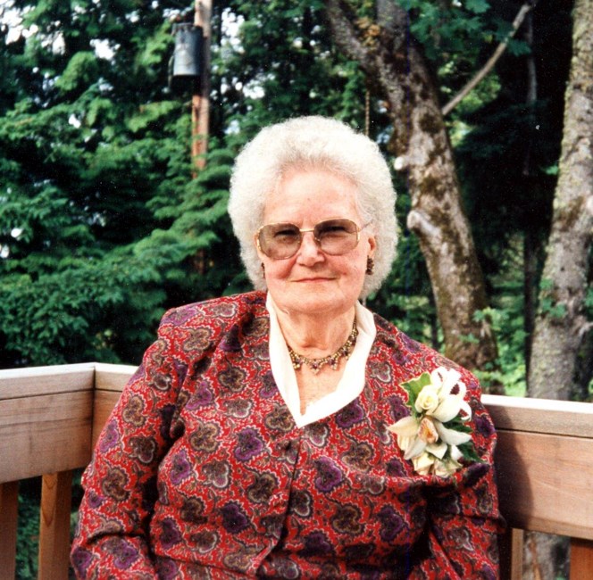 Obituary of Ruth Ruth Ileen Smith McCue