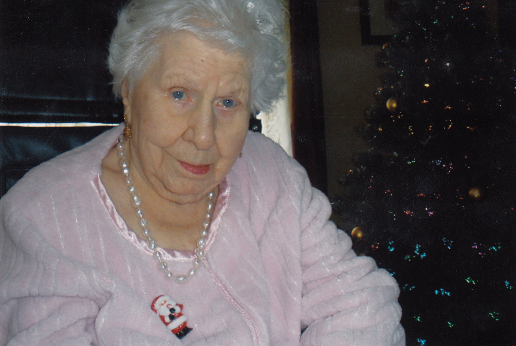 Obituary of Gladys Eulalia Peck