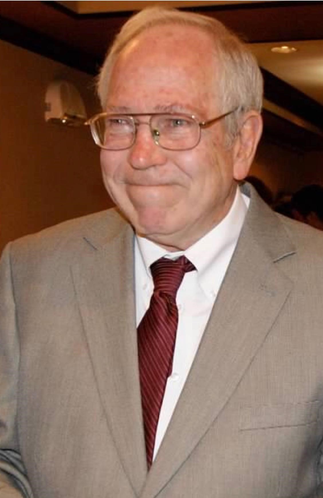 Avis de décès de Edward Earl Bonds