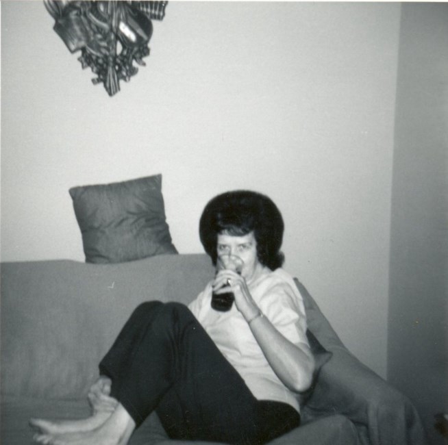 Obituary of Mary M Sloan