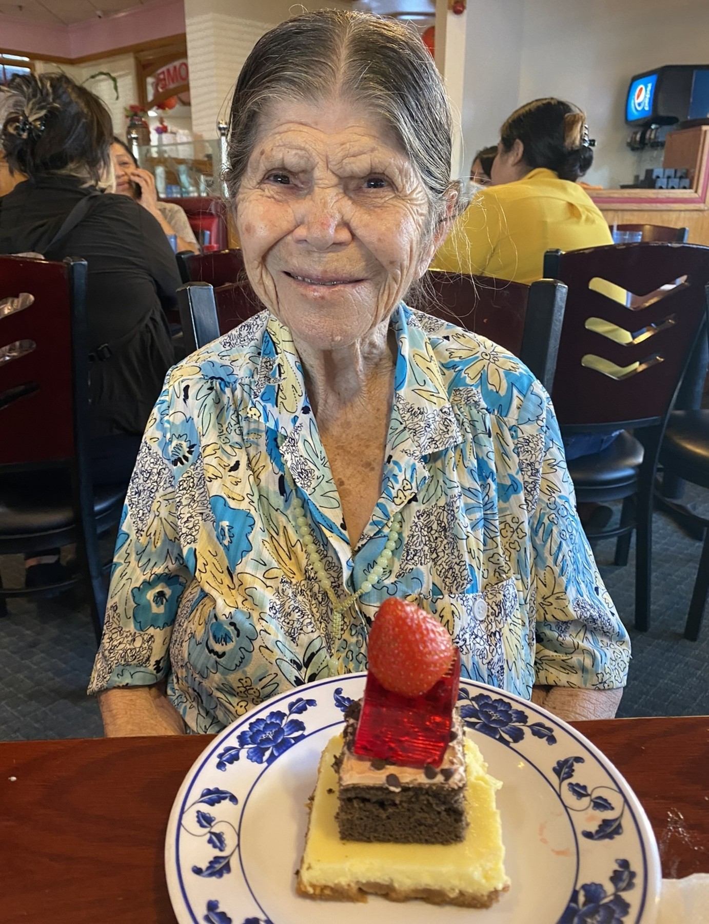 Obituary of Esperanza Chavez Valencia