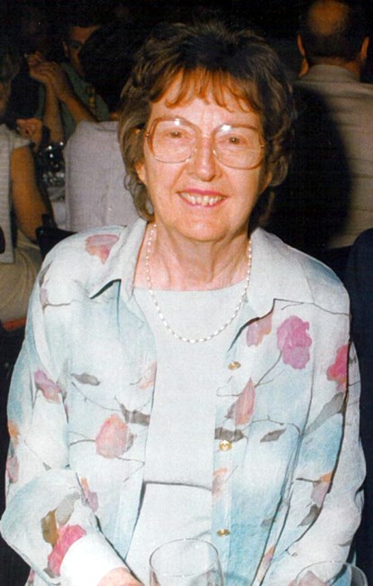 Obituario de Erla Doreen Hands