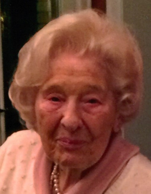 Obituary of Erika Lange