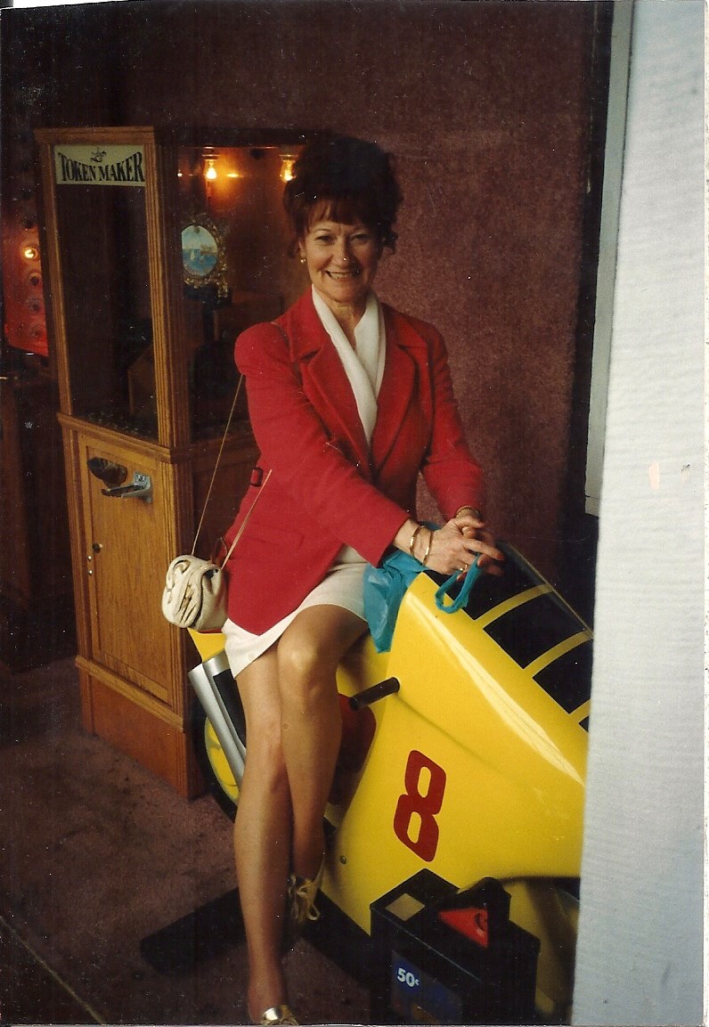 Obituary of Juanita Lucille Correia