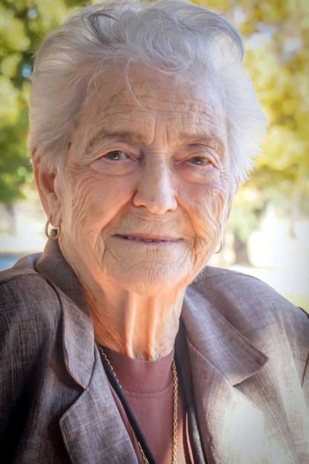 Obituary of Maxine Allred